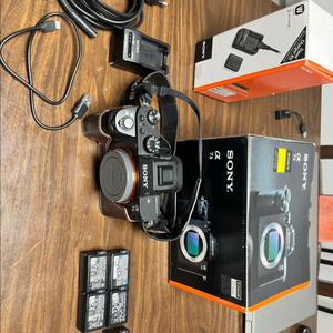 소니 A7M2 19899컷 풀박스 판매합니다