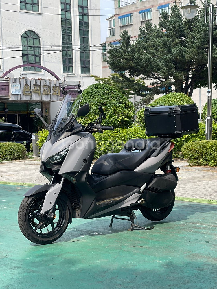 xmax300 17년식 6.8만Km 아이콘그레이 팝니다--2