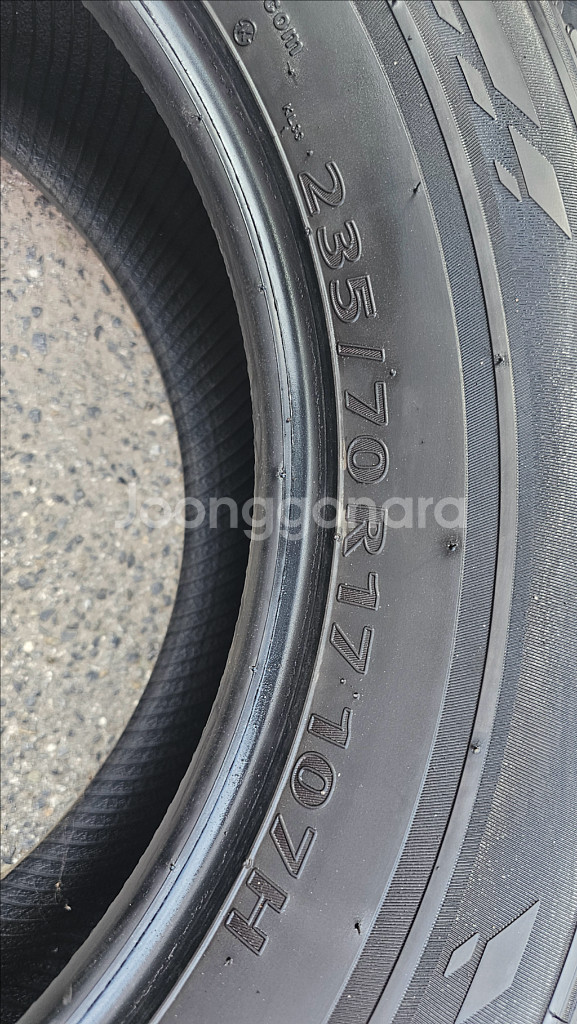 금호 타이어 235/70R17 네본--4