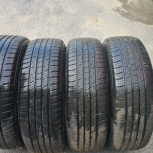 금호 타이어 235/70R17 네본