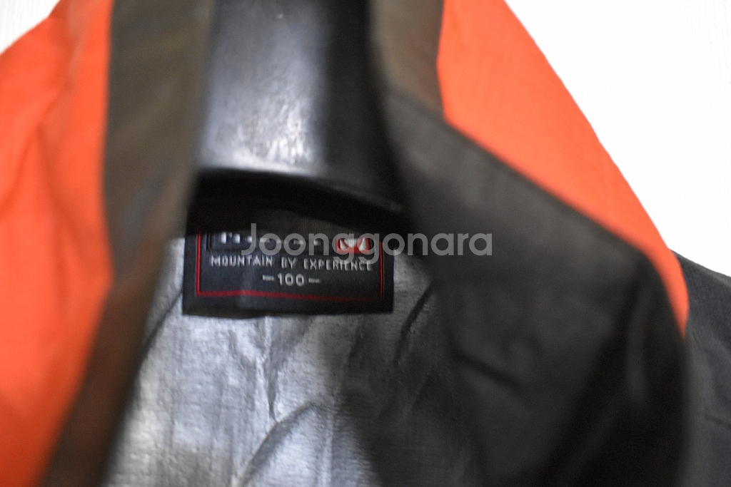 밀레 남성 윈드스토퍼 바람막이(100)--2