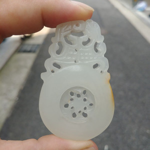 천연 백옥 조각파 목걸리