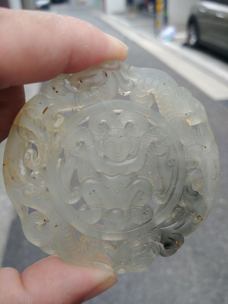 천연 백옥 조각파 이미지