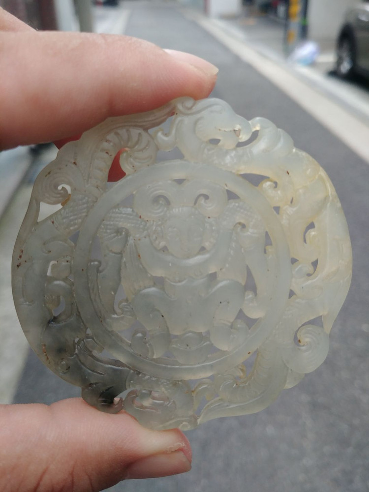 천연 백옥 조각파 이미지