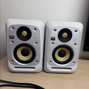 KRK V4 S4 모니터링 스피커