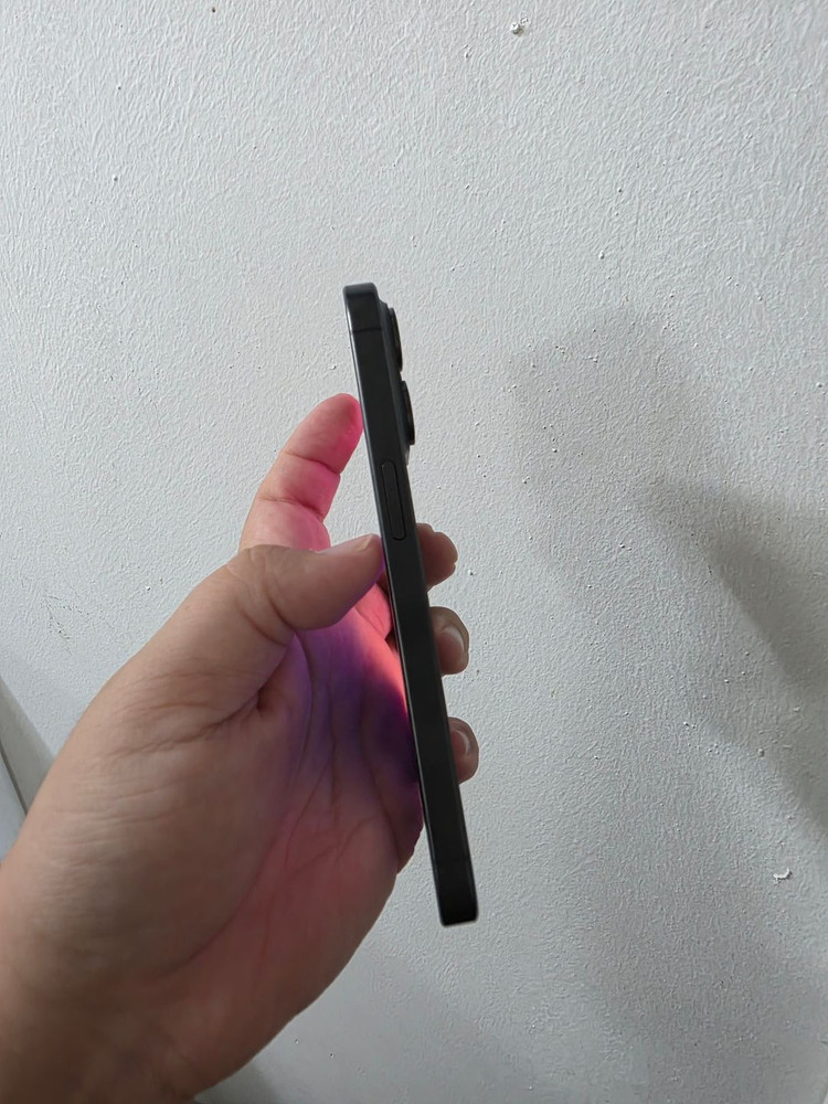 아이폰15프로 블랙 티타늄 256기가 SS급 팝니다 이미지