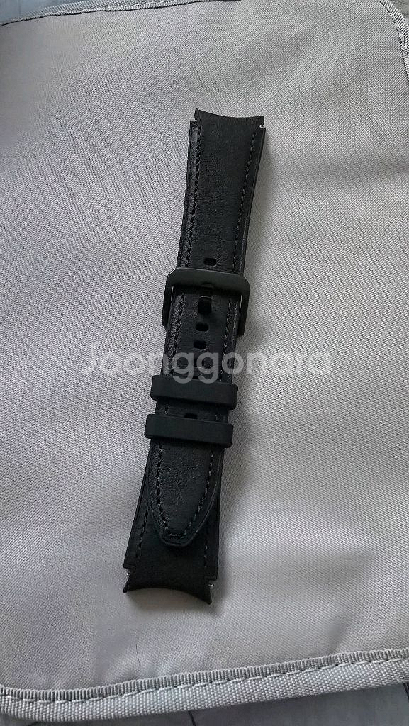 갤럭시워치(4,5,6,7) 44mm용 하이브리드레더블랙--0