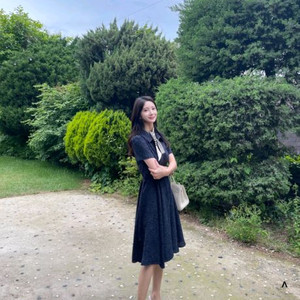 미미워 트위드 원피스 M사이즈 새상품 팝니다.