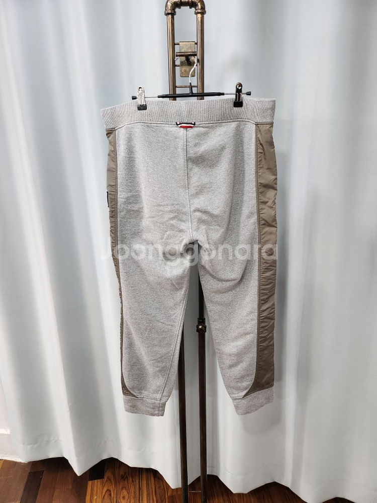 몽클레어 그레이 감마블루 조거팬츠 L/33~35--3
