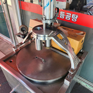 냉면기계 막국수기계 이미지