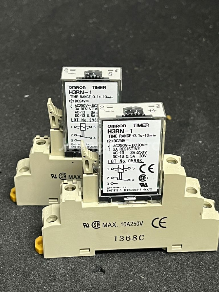 OMRON H3RN-1 TIMER 2개일괄--1