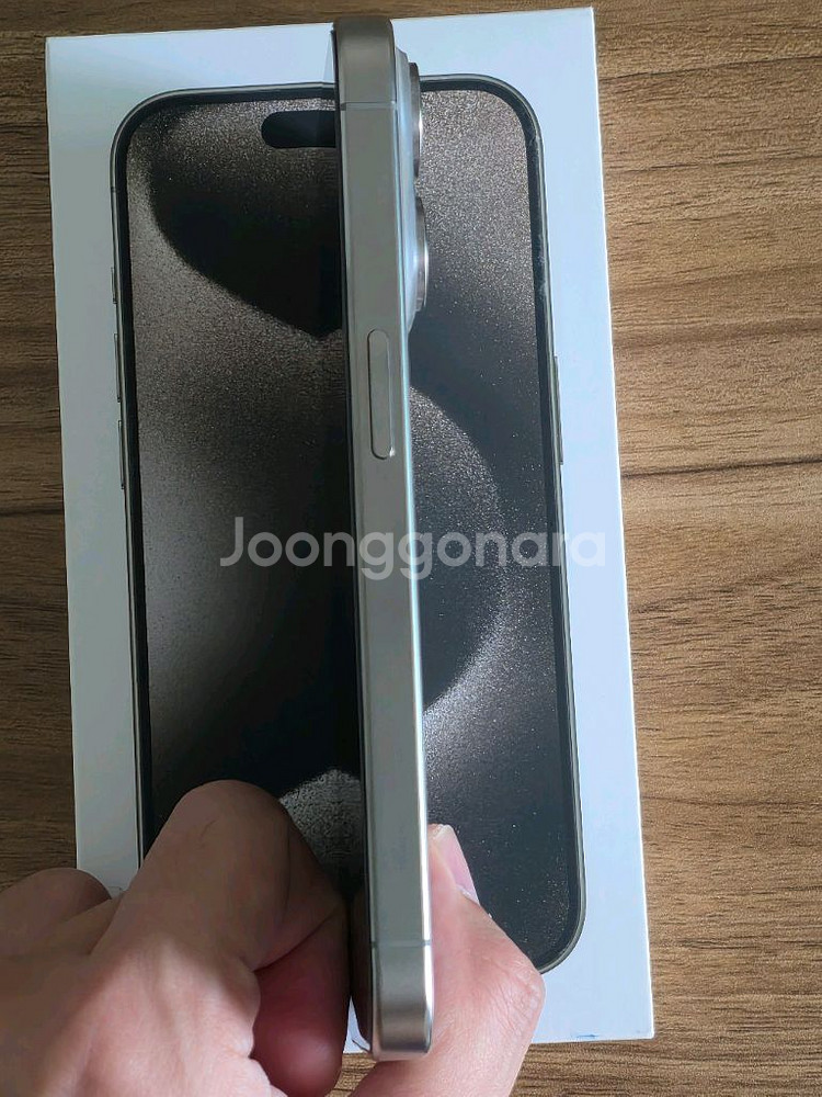 아이폰 15 프로 티타늄 256GB 자급제--4