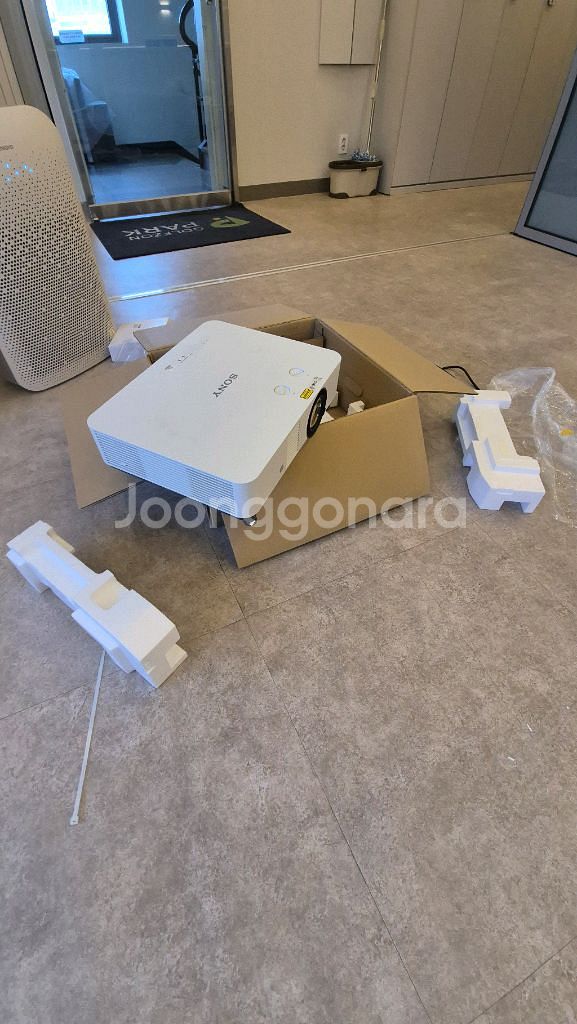 소니 프로젝터 SONY VPL-PHZ60 급매가49.9--5