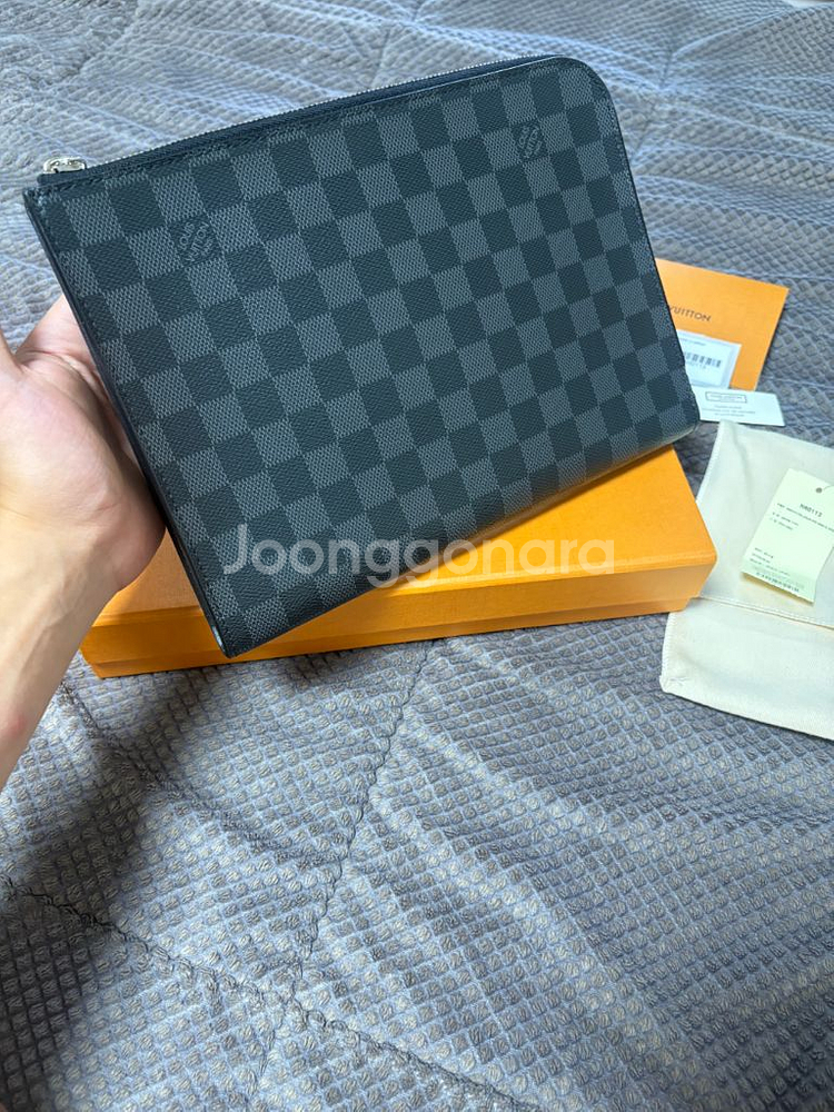 루이비통 그라파이트 클러치 결제창--1
