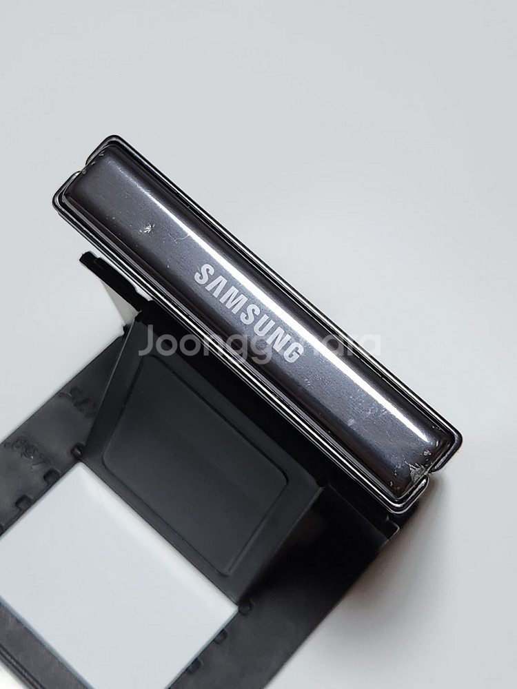 갤럭시Z플립5 256G 무잔상 블랙 54466--4