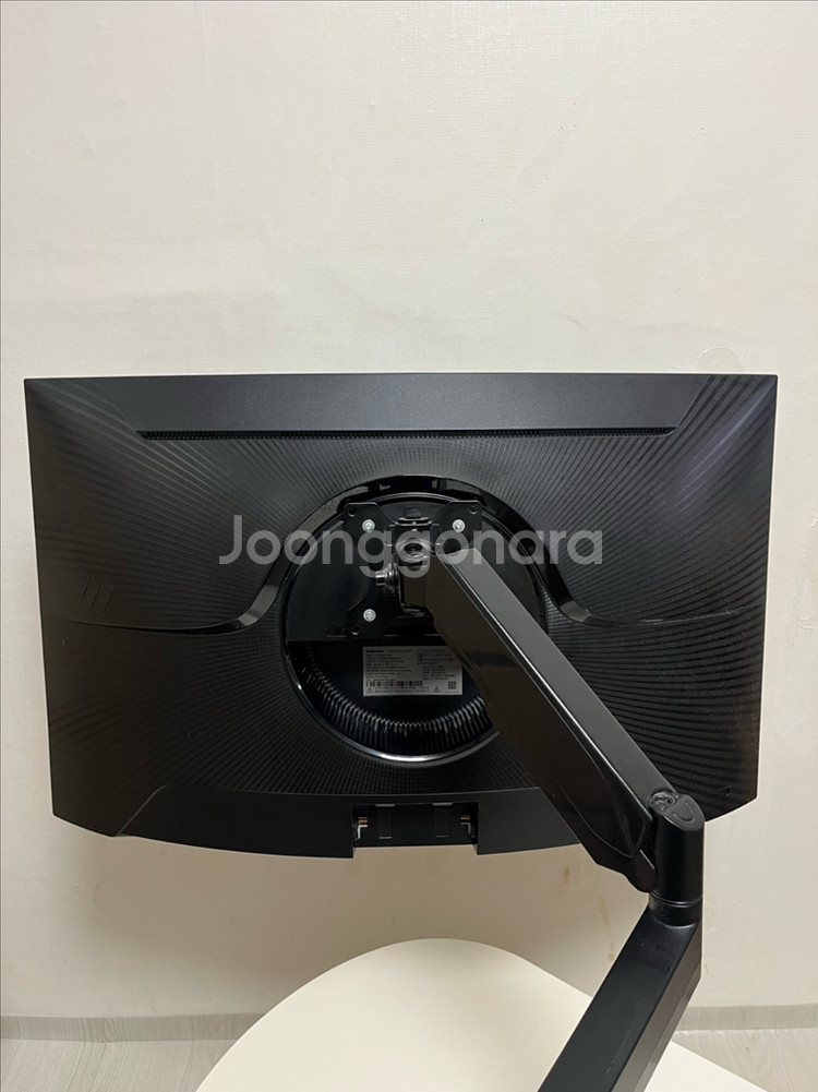 삼성 오디세이 g5 커브드 모니터(32인치)--2
