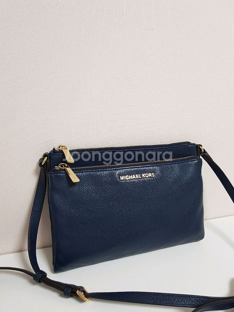 마이클코어스 투지퍼 크로스백 ㅡ 정품--2