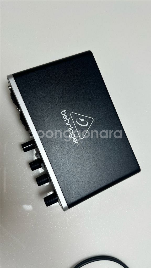 베링거 오디오 인터페이스--0