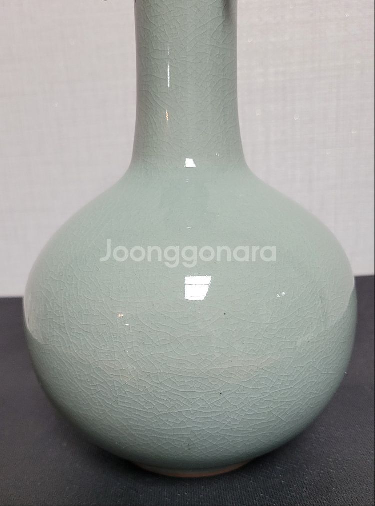 해강 유근형 선생 작 청자호접양이문화병--8