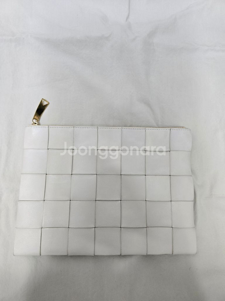 보테가베네타 클러치 정품--1