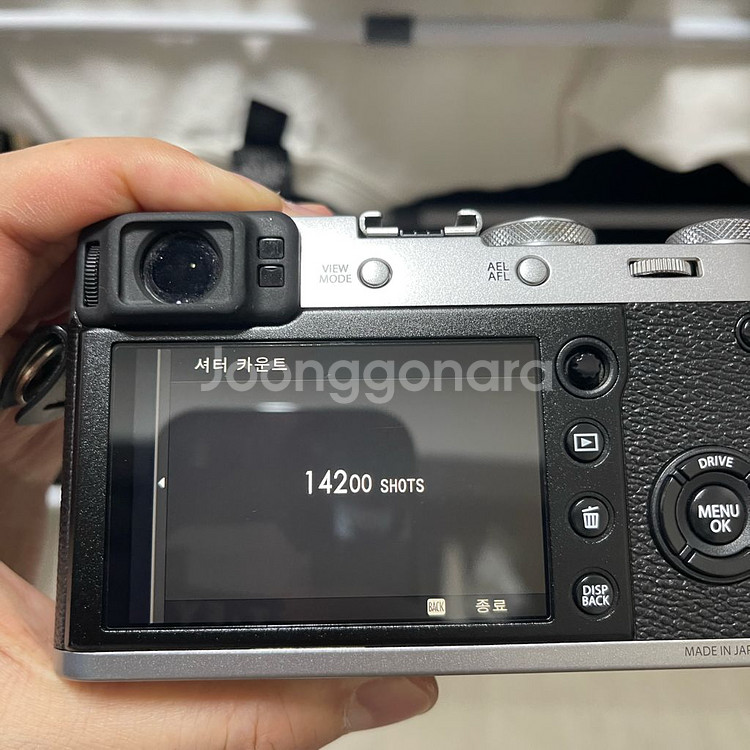 후지 x100F--8