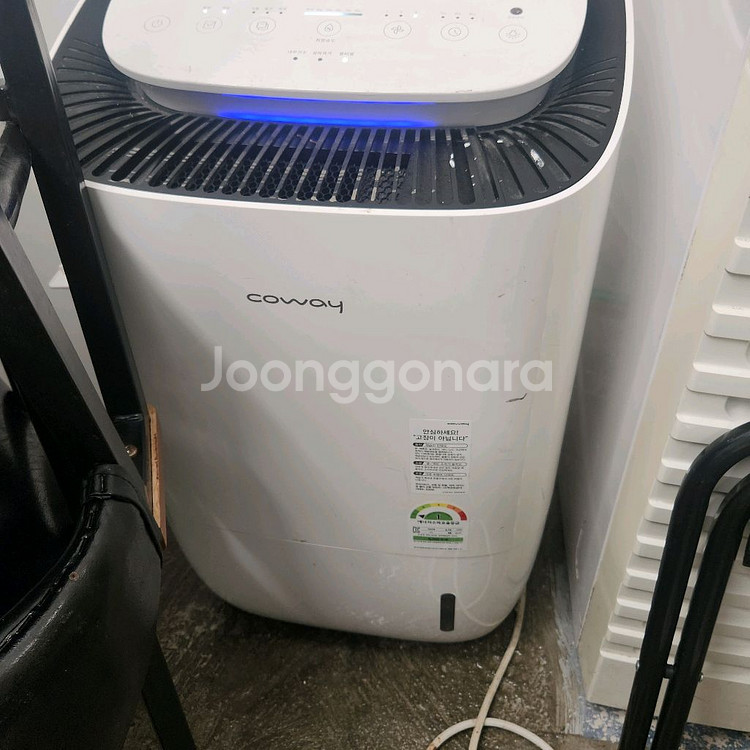 코웨이 Apd-1015b ,판매합니다 제습기12리터--0