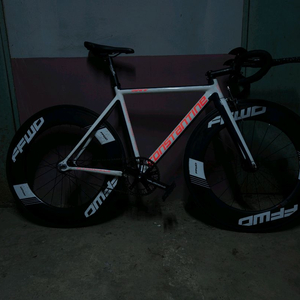 급처 콘스탄틴 디스페랄 2024 건담 판매