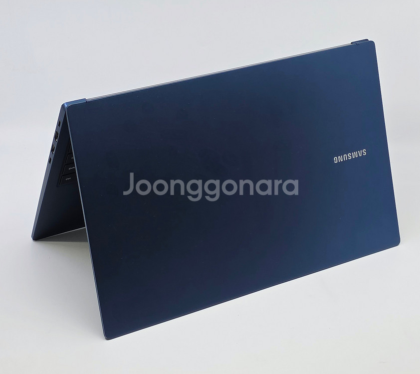 삼성 갤럭시북 NT750XDZ I7/16GB/512GB--5