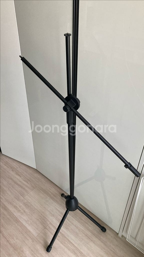 수직 항공 촬영 삼각대 아래 폴은 130센치 정도고 조--0