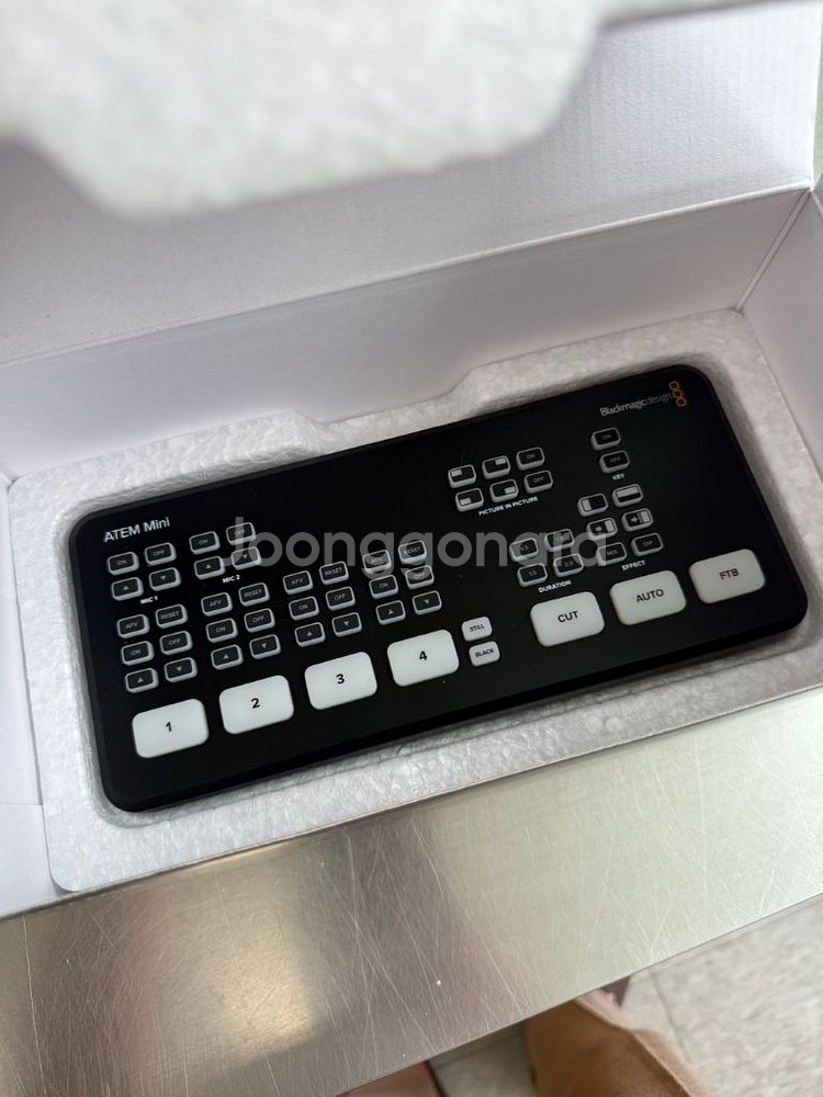 Blackmagic ATEM Mini (라이브 스위처)--0