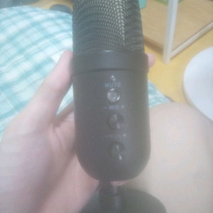 올뭉 usb 유선 게이밍 마이크 팝니다