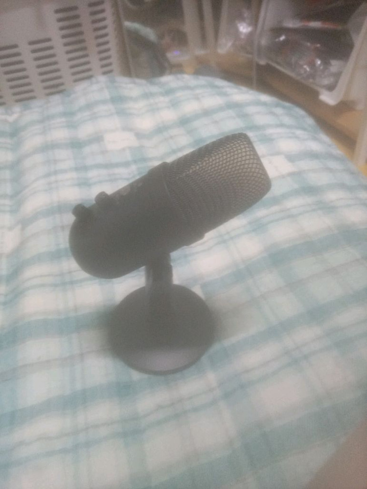 올뭉 usb 유선 게이밍 마이크 팝니다--2