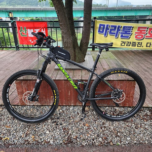 산타크루즈mtb 풀xt 하드테일 자전거팝니다.