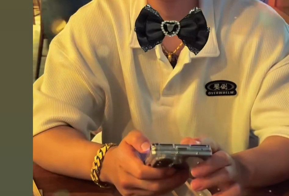 순금 50돈 18k 2돈 팔찌 팝니다. 이미지