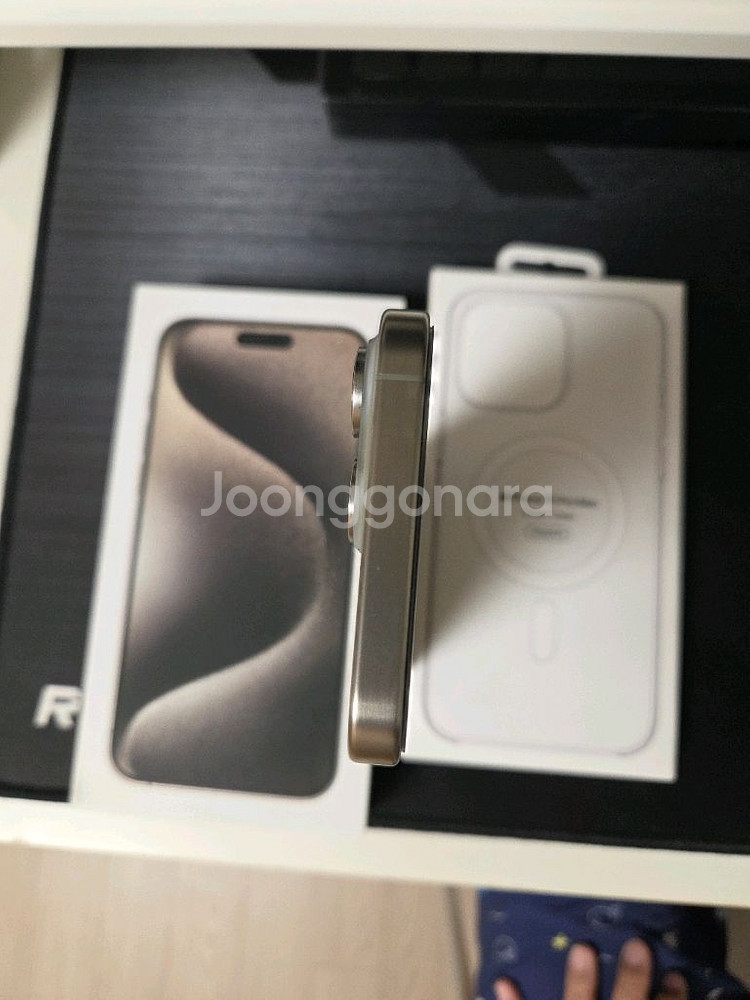 아이폰 15 프로맥스 내추럴티타늄 1테라 모델 판매--5