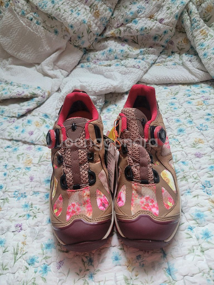 라푸마 고어텍스 등산화 240--1