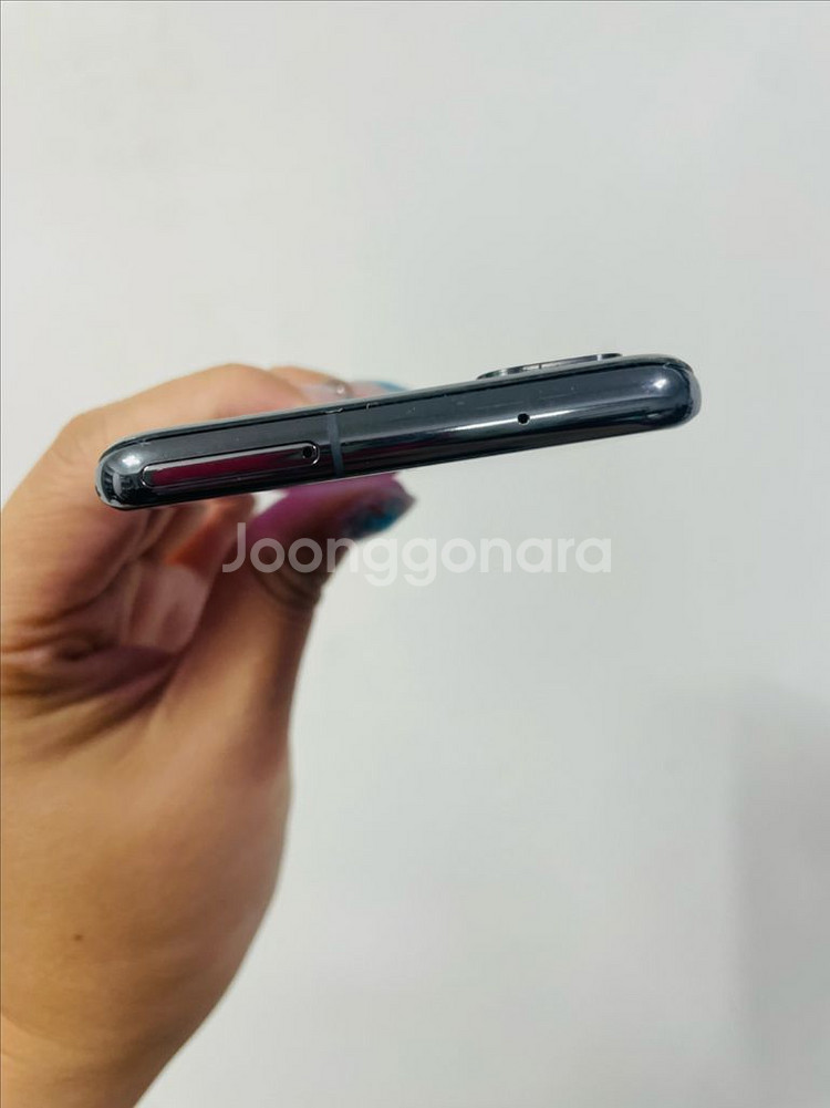 갤럭시 S20 코스믹 그레이 128기가 팝니다.--3