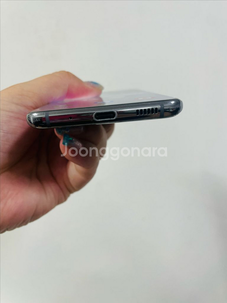 갤럭시 S20 코스믹 그레이 128기가 팝니다.--4