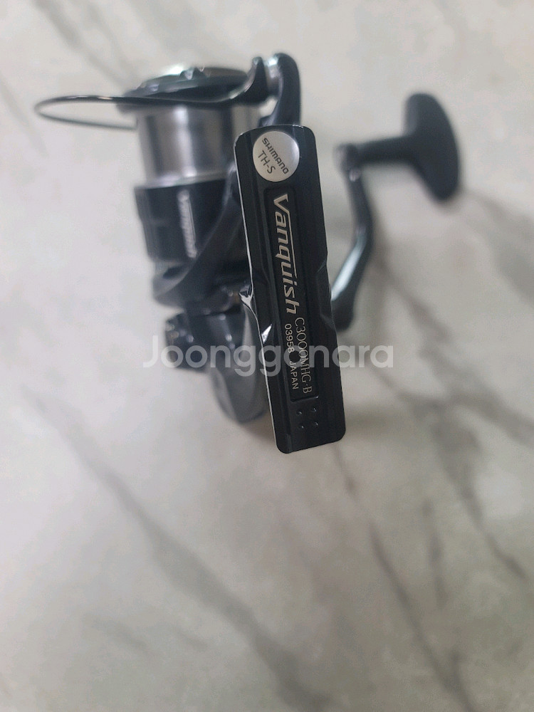 시마노 19뱅퀴시 C3000MHG--1