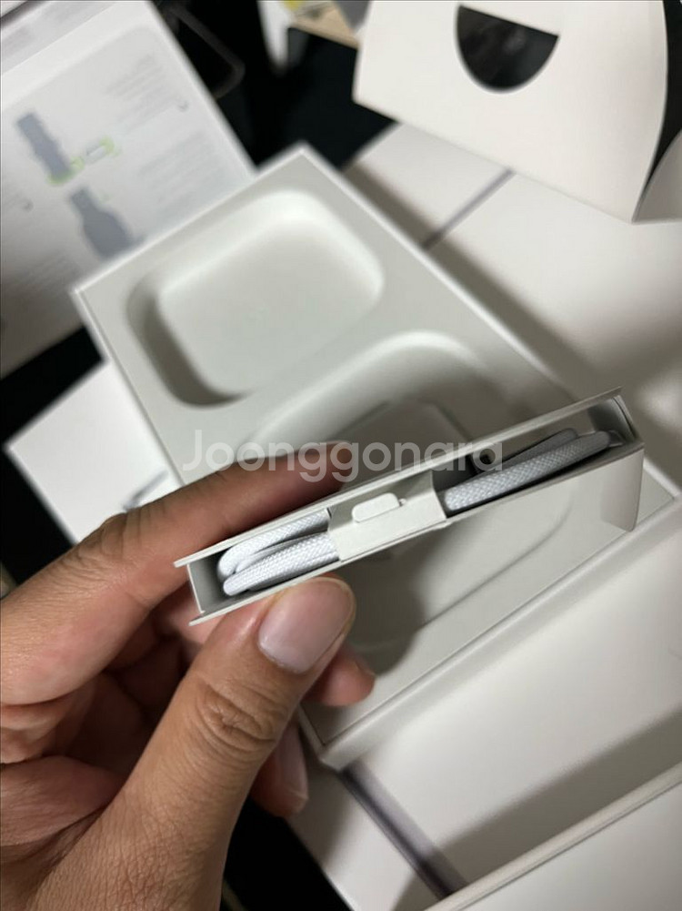 (S급) 애플워치 울트라2 티타뉴 + 추가 스트랩 제공--5