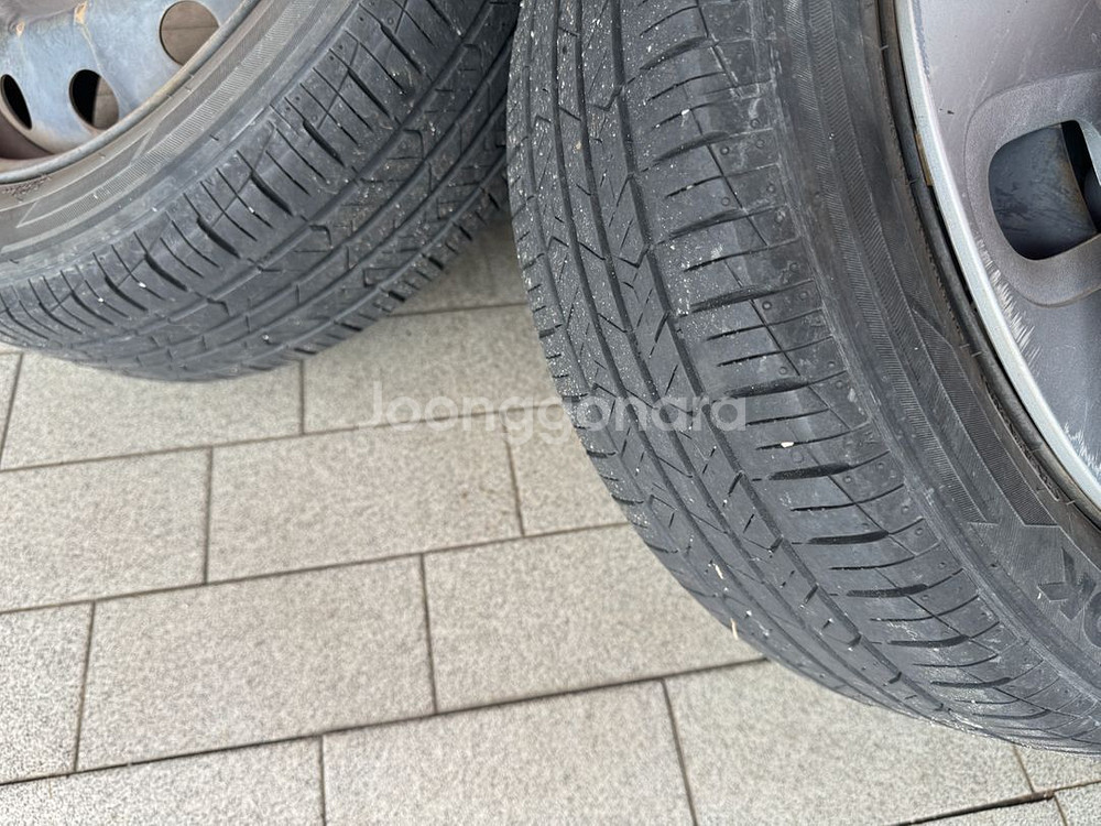 레이 14인치 순정휠+타이어 팝니다 tpms 있음--1