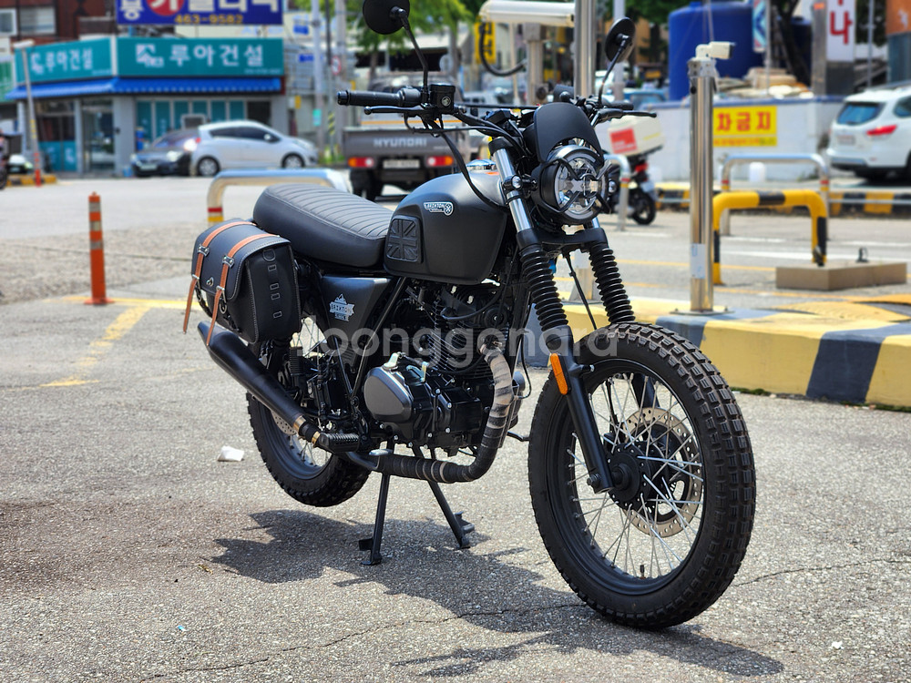 24년식/브릭스톤펠스버그125cc/신차급가성비매물팝니다--2