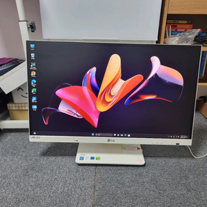 LG일체형 컴퓨터 팝니다 27인치 사무용 일체형 PC.