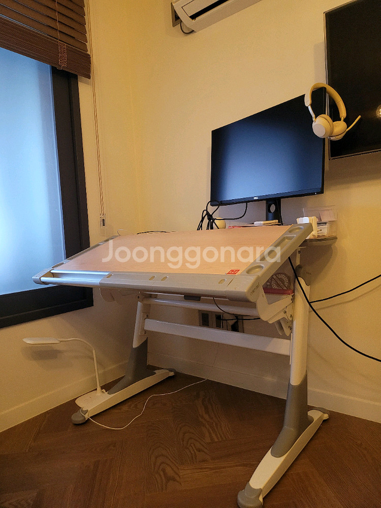 컴프프로 높이조절 책상 + 의자 세트 내려드려요--0