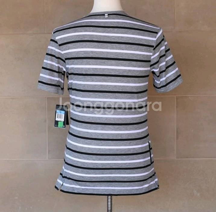 [해외M] 나이키 터치 테일윈드 스트라이프 러닝 티셔츠--1