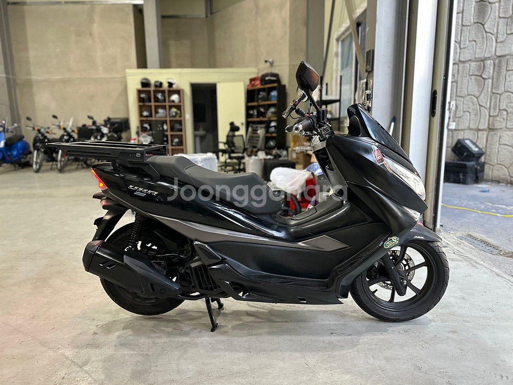 묻따] 23년식 UHR125 24843KM 하자없음--3