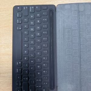 아이패드 9세대 키보드 폴리오 케이스