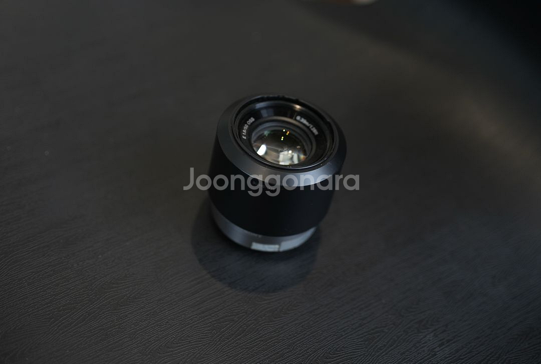 소니 알파 단렌즈 E 50mm F1.8 OSS SEL5--1