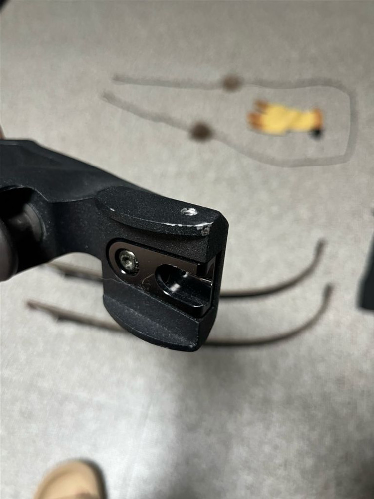 호이트 사토리 45파운드 리커브 보우 양궁 스포츠 용품 이미지