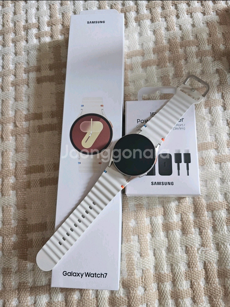 갤럭시워치7(블루투스) 40mm 크림 판매해요~! 택포--0